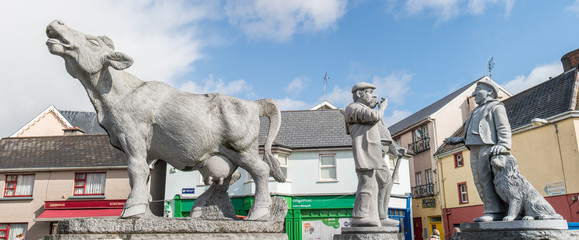 Ennis (Inis) Market Place Statue Cow farmer Ireland