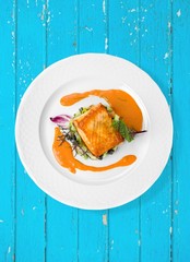 Salmon, spinach, gourmet.