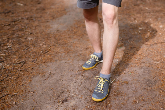 Men's hiking sneakers