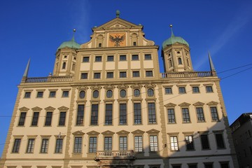 Fototapeta na wymiar Rathaus in Augsburg