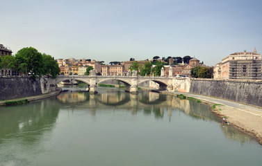 Fototapeta na wymiar View on Tiber and old city centre in Rome