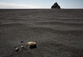 Afwasbaar fotobehang Balck sand landscape © Gudellaphoto