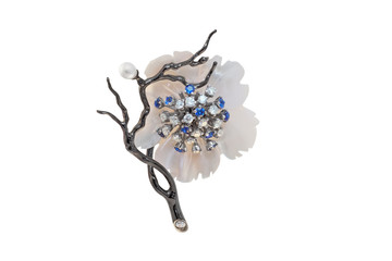 golden brooch with pearls, sapphires and diamonds