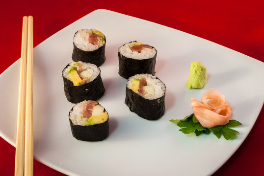 Sushi Maki de Rojo de Almadraba Stock Photo | Adobe