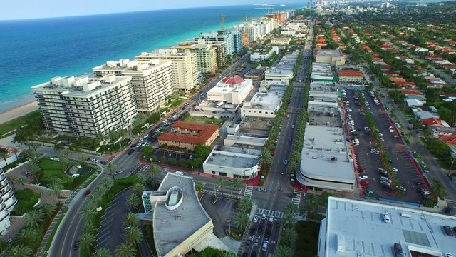 Aerial video of Surfside Miami Beach 4k