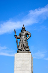 The statue of Yi Sun-Shin outside of Gyeongbokgung Palace