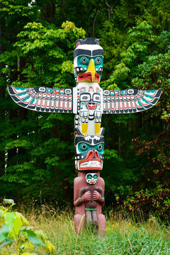 Totempfahl im Stanley Park, British Columbia, Kanada