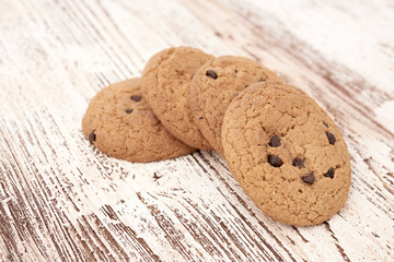oat cookies on wooden table