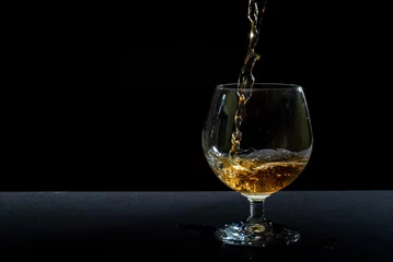 Papier peint photo autocollant rond Alcool Cognac glass