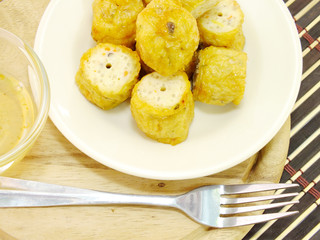 deep fried chicken roll thai food