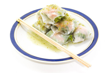 Fresh Vegetable Rice Sheet Rolls for Healthy with Seafood sauce