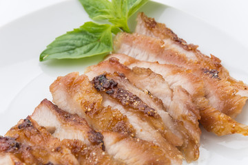 Charcoal-boiled pork neck