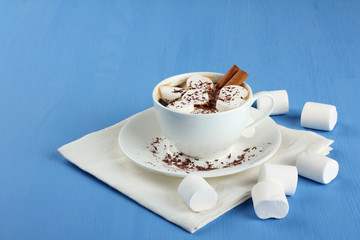 hot chocolate with marshmallow