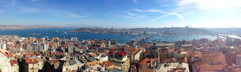 Fototapeta premium Panorama of the European part of Istanbu with Galata Tower