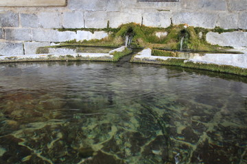 fontaines et lavoir de St André le Coq, 63