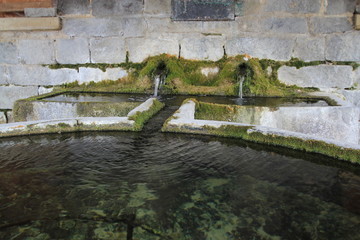 fontaines et lavoir de St André le Coq, 63