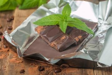 chocolate with mint leaf