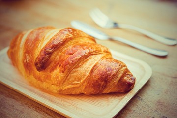 Croissant French toast is a popular place to eat Europeans.
