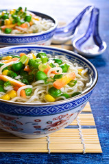 Noodles with vegetables