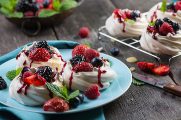 Homemade pavlova meringue with fresh berries