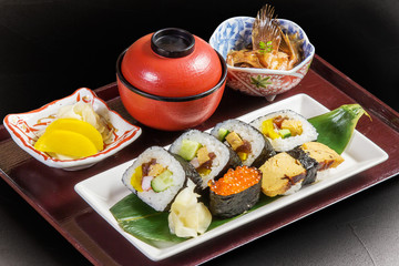 刺身とご飯 Sashimi and rice and miso soup 
