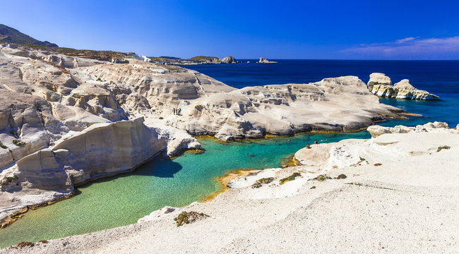 most beautiful beaches of Greece - Sarakiniko on Milos island