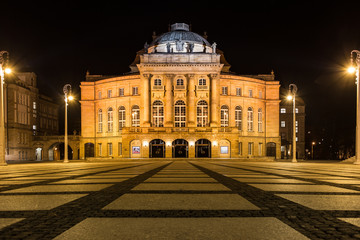 Fototapeta na wymiar Opernhaus Chemnitz