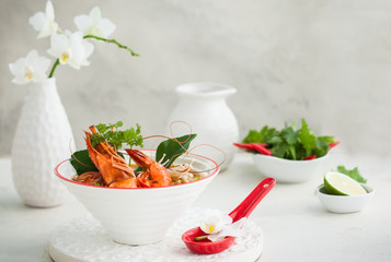 Tom yum soup