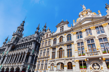 Fototapeta na wymiar historische Gebäude mit dem Rathaus am Großen Platz in Brüssel, Belgien