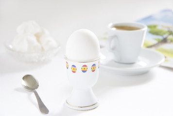 Fototapeta na wymiar egg, zephyr souffle, marshmallow, coffee breakfast and magazine 