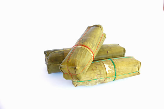 Stock Photo - Packaging of banana leaves for Vietnamese steamed
