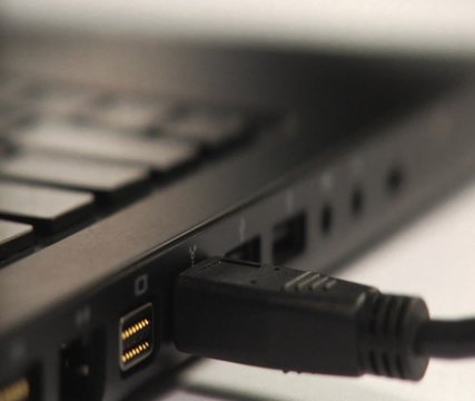 Plugging in Firewire to a Computer