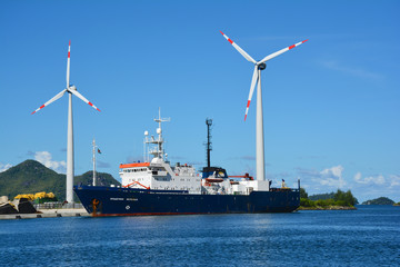 Windr&auml;der im Hafen von Mahe, Seychellen