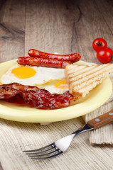 Fried eggs with bacon