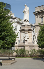  Italy,  Milan. Leonardo da Vinci's monument.
