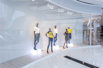 Mannequins in fashion shopfront