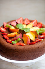 Chocolate cheesecake with fruits 