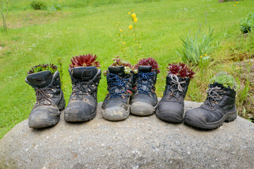 ausgediente Wanderschuhe