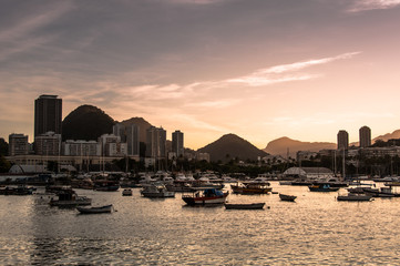 Fototapeta premium Warm Beautiful Sunset from Urca in Rio de Janeiro