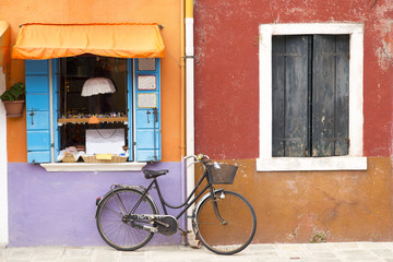 Fototapeta na wymiar Colorful house on the island of Burano