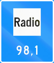 Finnish road sign no. 710. Radio station (frequency in MHz)