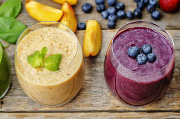 smoothie with blueberries and smoothies with peach