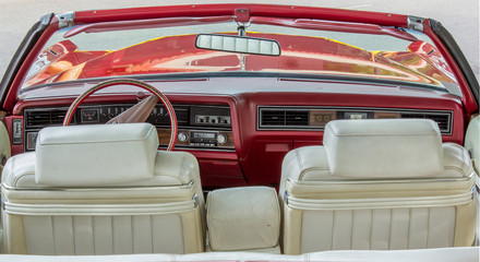 Painel de carro antigo