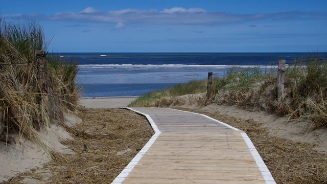 Langeoog Duene mit Weg vid 01