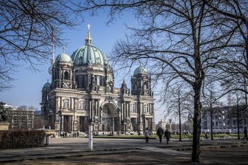 Berlin dom kyrkan. © calliam