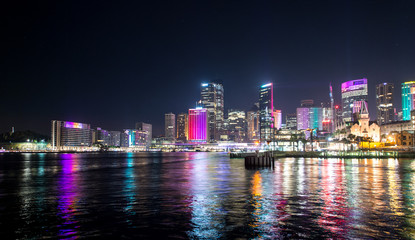 Fototapeta na wymiar Sydney Opera House shown during Vivid show.