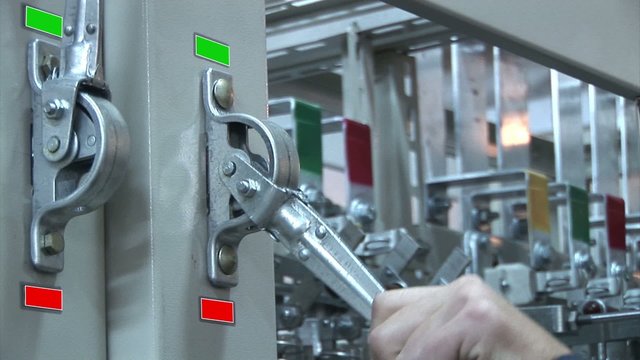 Electric switches the supply voltage. switch