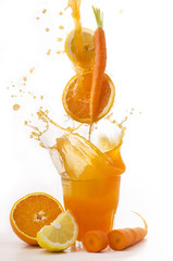 succo di arancia carota,limone splash