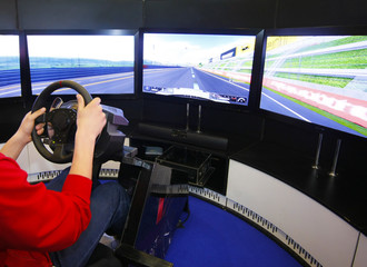 Game racing simulator