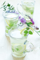 green tea with mint, ginger root and a lemon